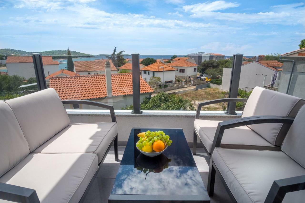 Luxury View Apartments Рогозниця Екстер'єр фото