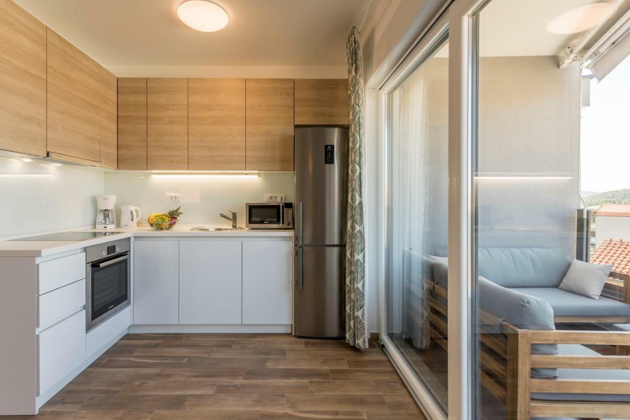 Luxury View Apartments Рогозниця Екстер'єр фото