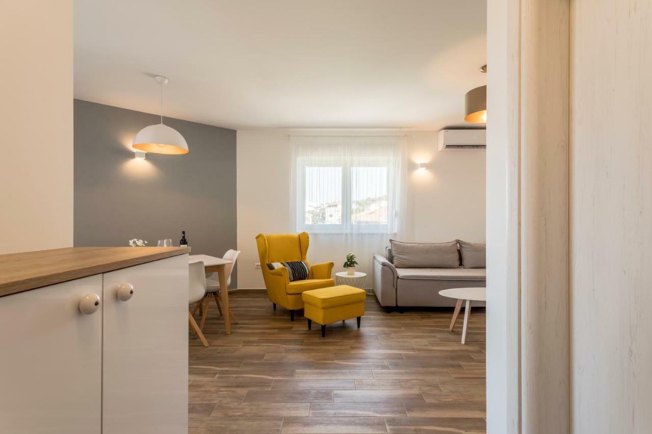 Luxury View Apartments Рогозниця Екстер'єр фото