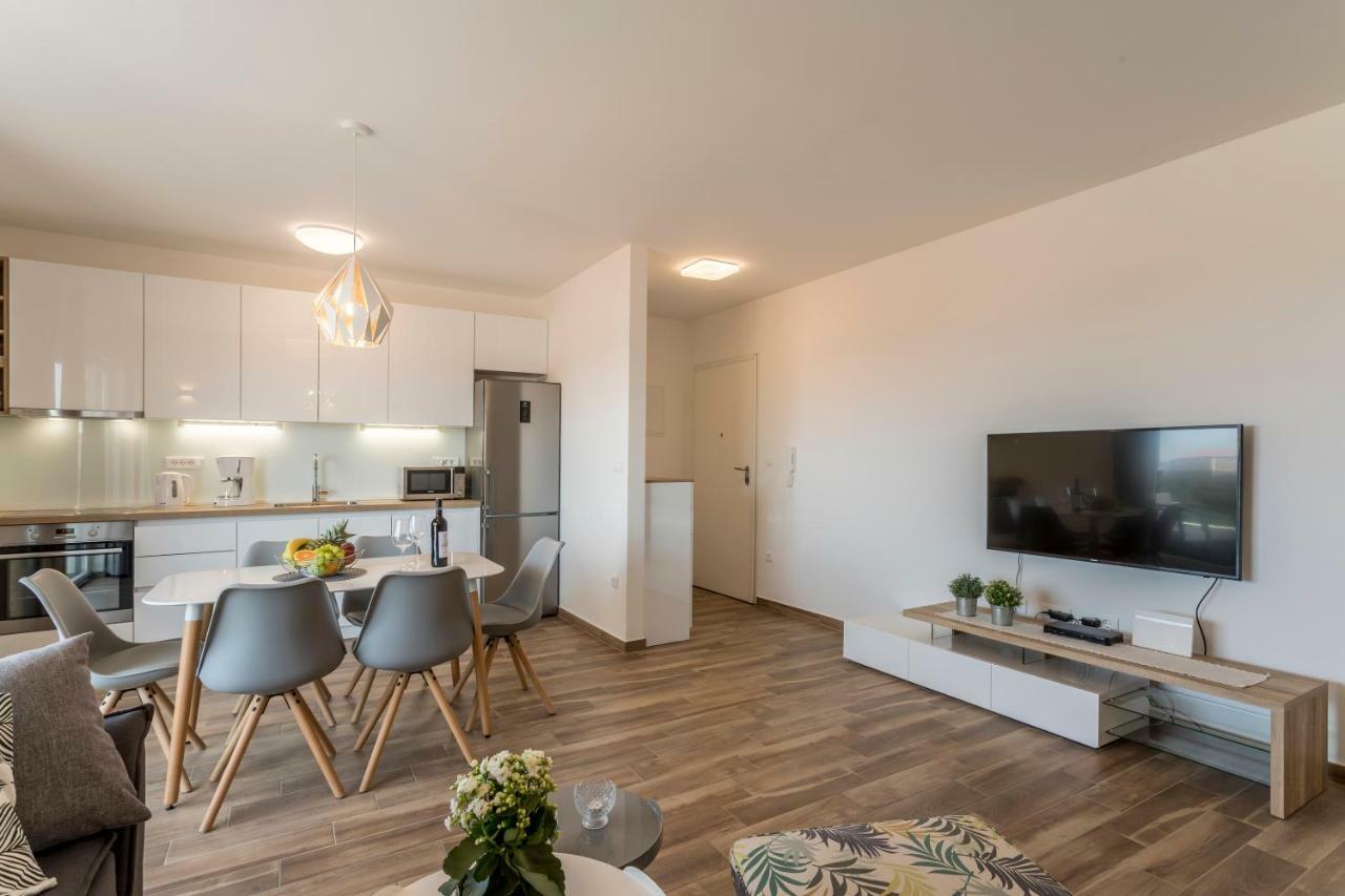 Luxury View Apartments Рогозниця Екстер'єр фото