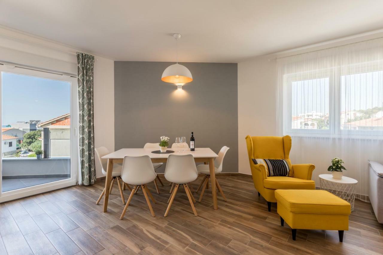 Luxury View Apartments Рогозниця Екстер'єр фото