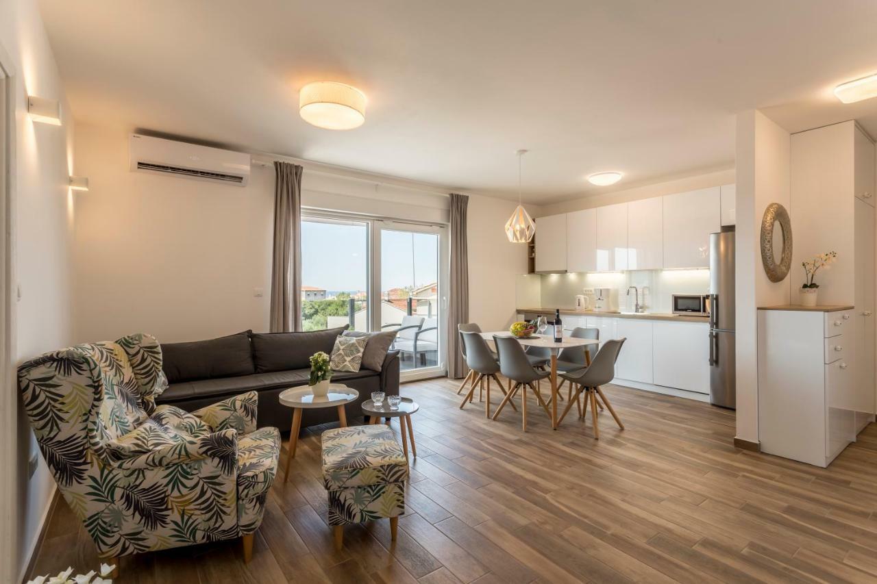 Luxury View Apartments Рогозниця Екстер'єр фото