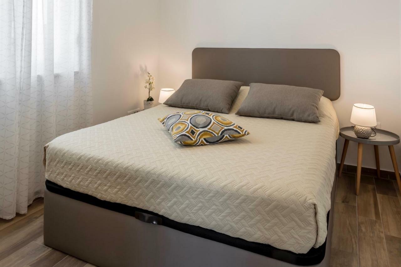 Luxury View Apartments Рогозниця Екстер'єр фото