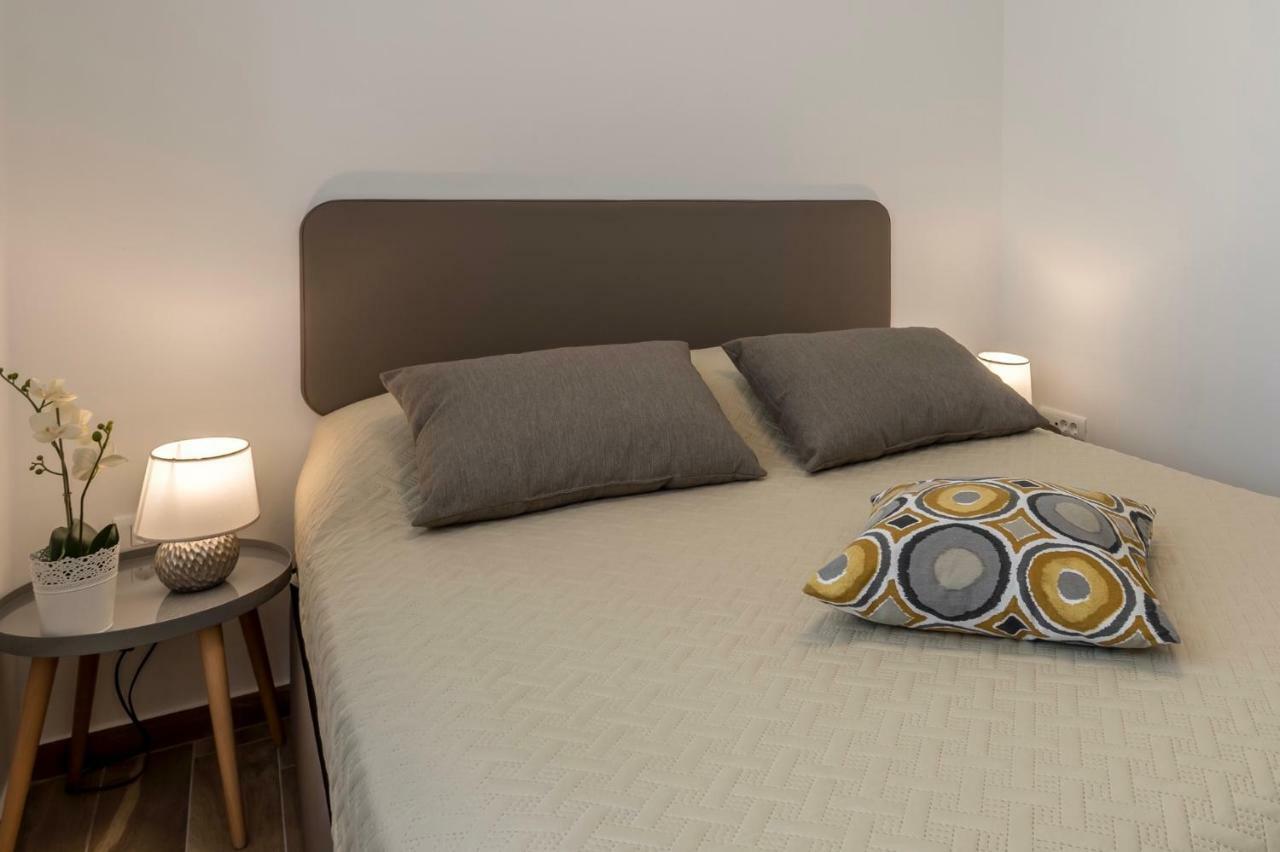 Luxury View Apartments Рогозниця Екстер'єр фото